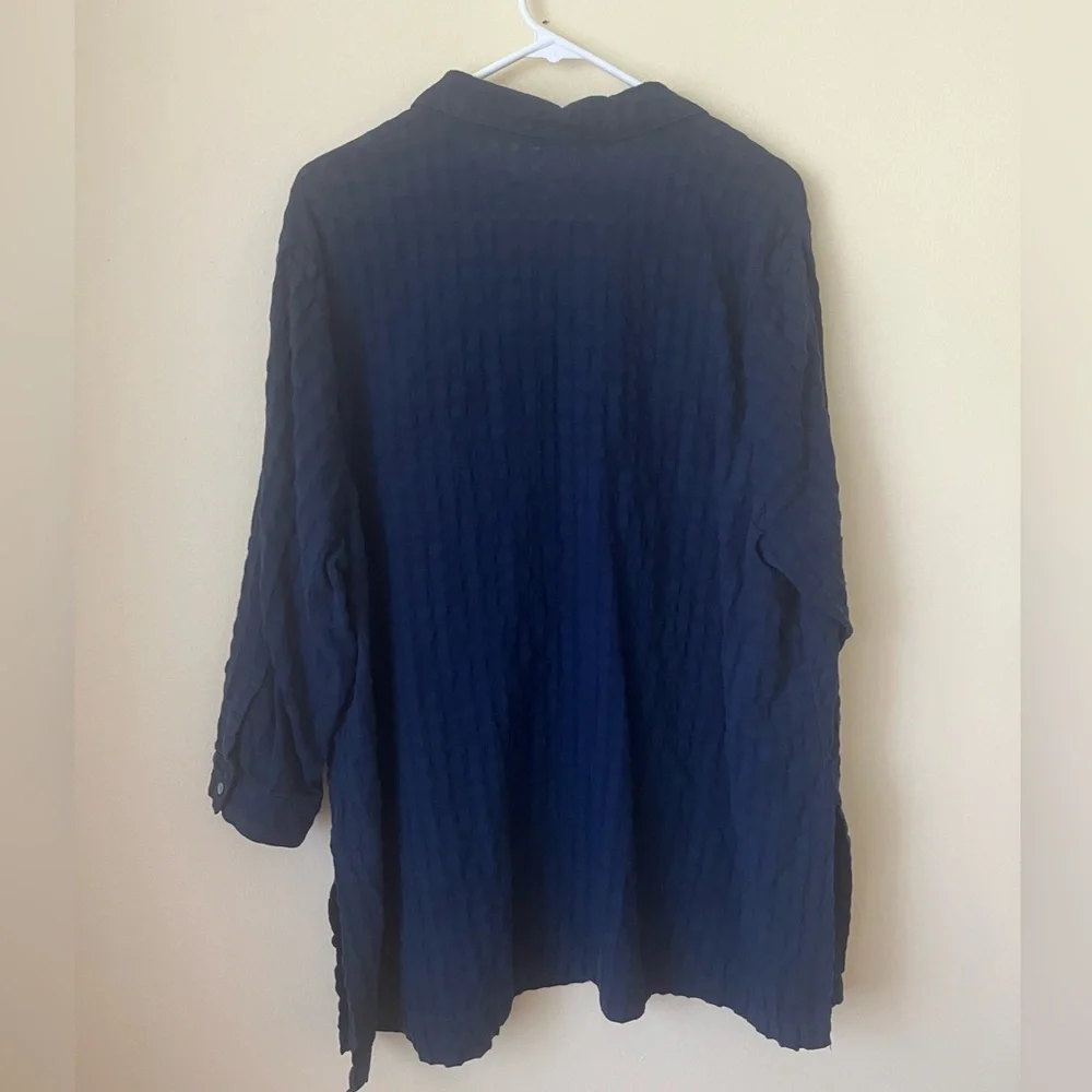 J Jill Button Up Tunic Top Gauze Textured Navy Blue Cotton 3X Roll Tab Sleeves - Picture 4 of 4